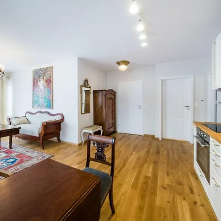 Best Day Apartment